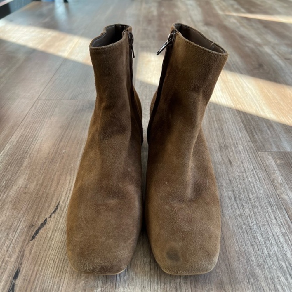 Urban Outfitters Tan Faux Suede Booties in Size 7